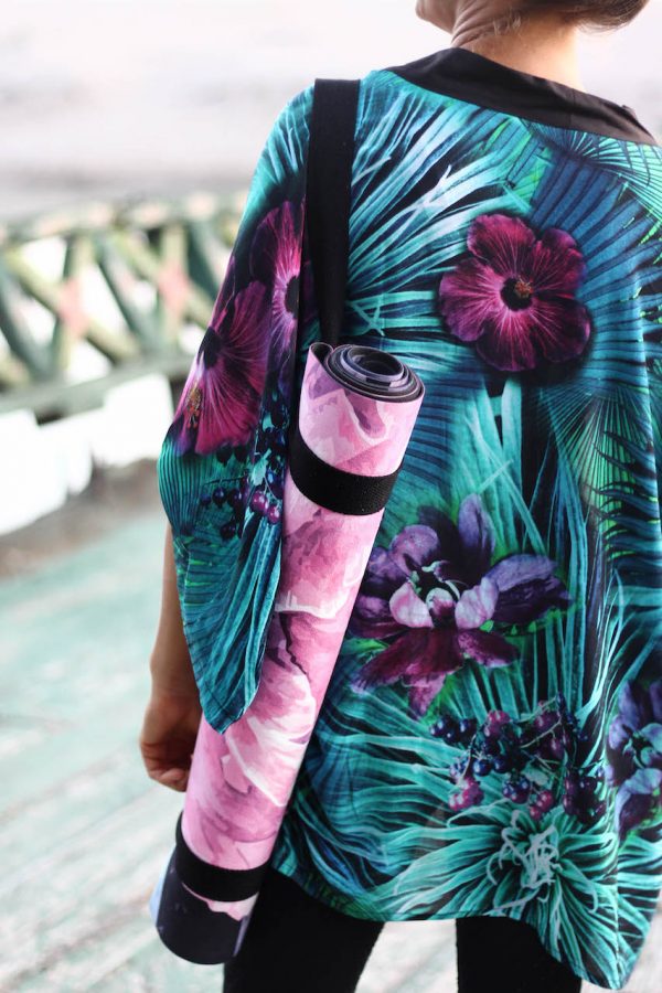 Tyrkysové kimono Rainforest s bordó a fialovými květy