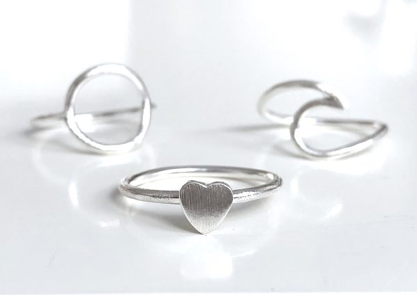 stříbrný prstýnek Sweet Heart matný z Bali