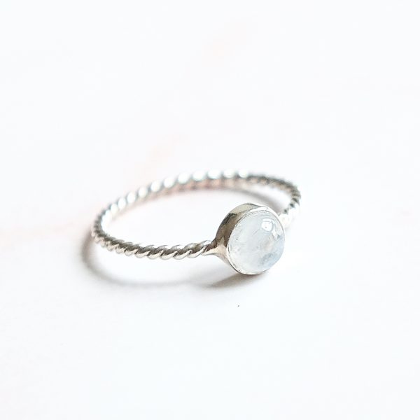 Stříbrný prsten Gypsy s Měsíčním kamenem