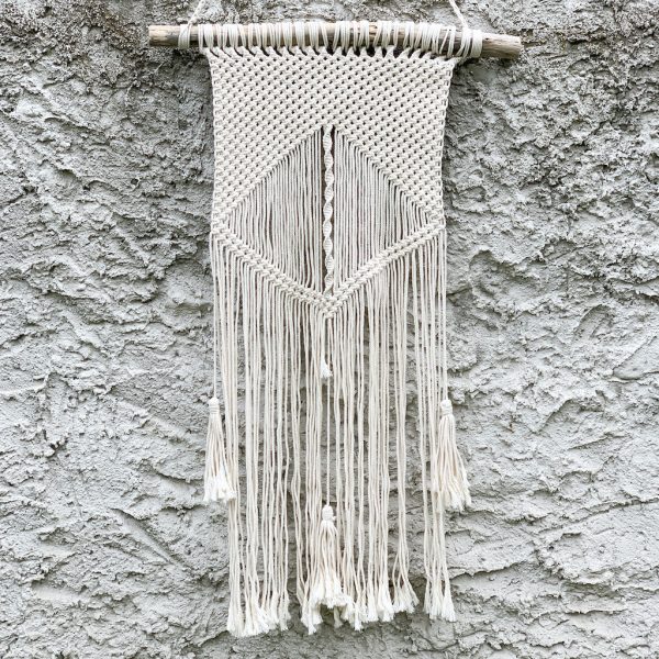ručně drhaná závěsná dekorace macramé Faith
