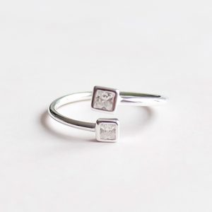 Stříbrný prsten Simple
