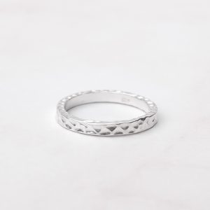 Stříbrný prsten Infinity z limitované kolekce stříbrných šperků z Bali