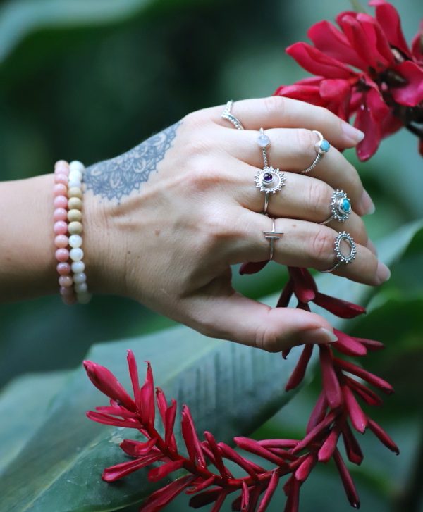 stříbrné prsteny zpracované zlatnickou rodinnou firmou na Bali
