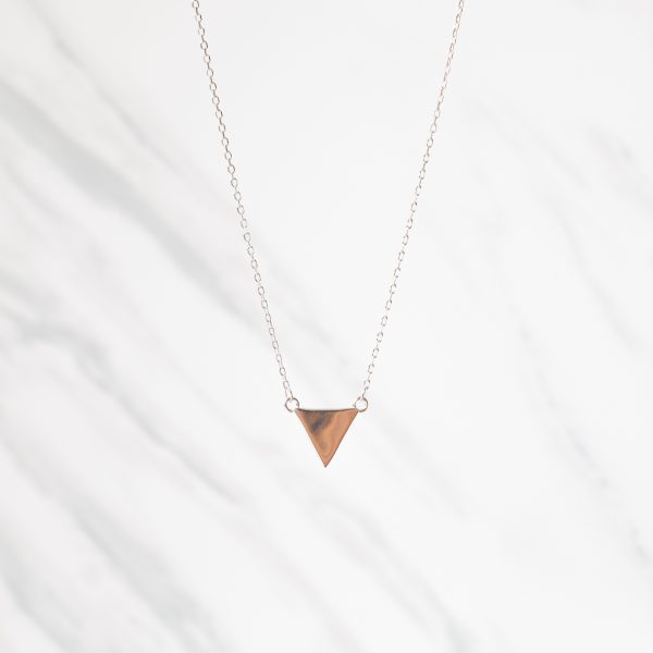 Stříbrný přívěsek Triangle