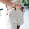 kabelka-ratan-prirodni-material-bila-barva-design-hvezda