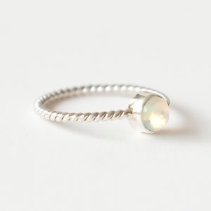 stribrny-prsten-originalni-design