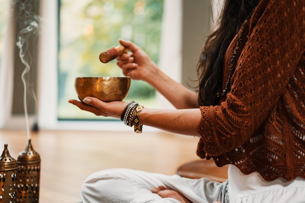 meditace-uvolneni-mysli-haromie