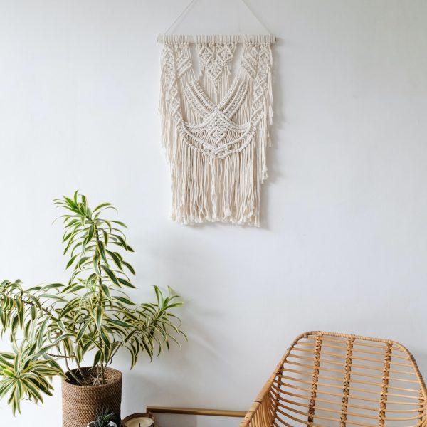 macrame-novy-trend-pletene-dekorace-zavesna-boho-styl-rucni-vyroba