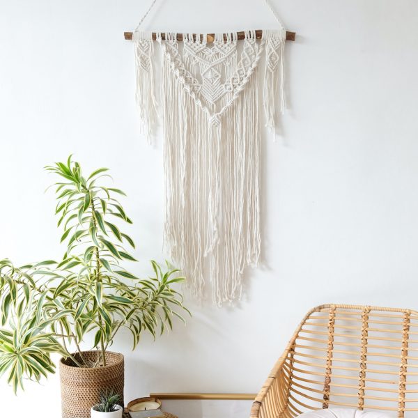 macrame-novy-trend-pletene-dekorace-zavesna-boho-styl-rucni-vyroba