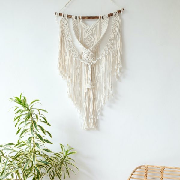 macrame-novy-trend-pletene-dekorace-zavesna-boho-styl-rucni-vyroba