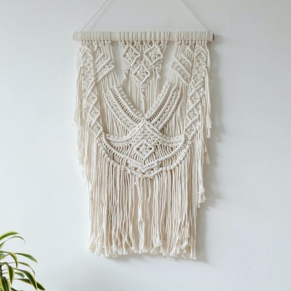 macrame-novy-trend-pletene-dekorace-zavesna-boho-styl-rucni-vyroba-detail