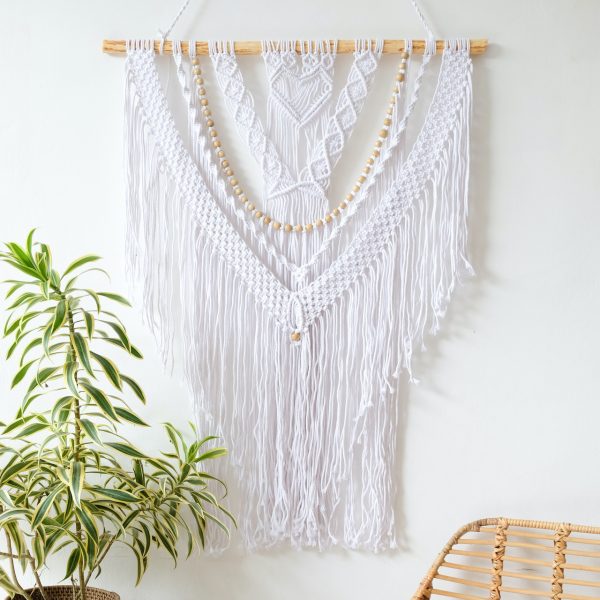 macrame-novy-trend-pletene-dekorace-zavesna-boho-styl-rucni-vyroba