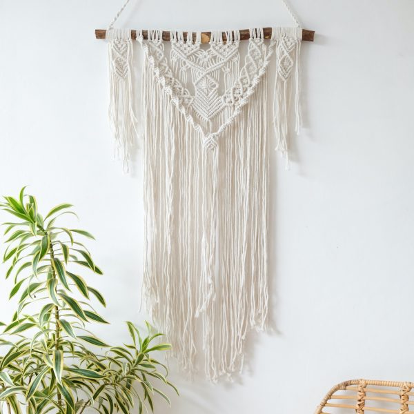 macrame-novy-trend-pletene-dekorace-zavesna-boho-styl-rucni-vyroba