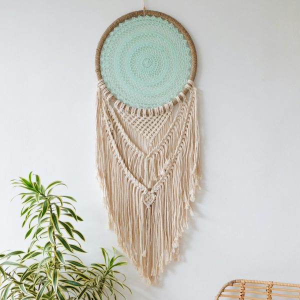 macrame-novy-trend-pletene-dekorace-zavesna-boho-styl-rucni-vyroba-detail