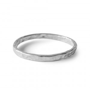 Stříbrný prsten Melting