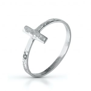 Stříbrný prsten Cross