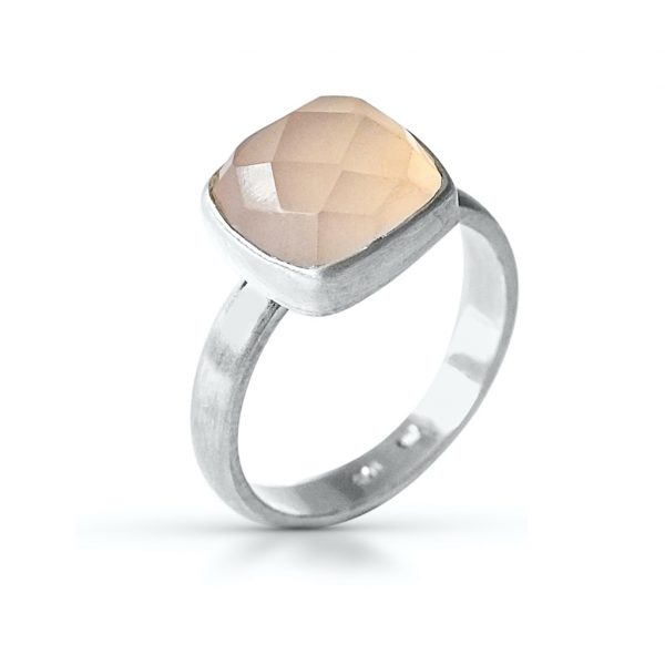 Blue Moon kolekce s Chalcedonem Pink