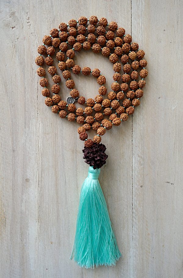 Rudraksha s velkým Bindu - různé barvy střapce - Image 5