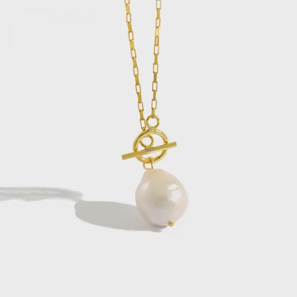 Pozlacený náhrdelník s perlou Baroque