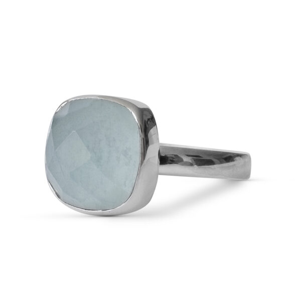 Blue moon kolekce Stříbrný prsten s Akvamarínem