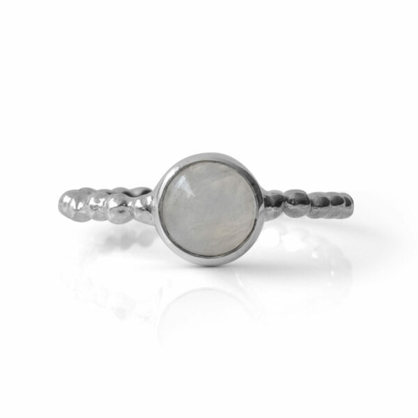 Stříbrný prsten s Měsíčním kamenem kuličkový