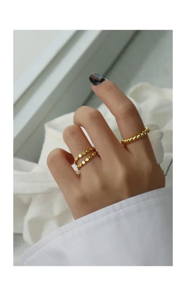 Pozlacený prsten Beads