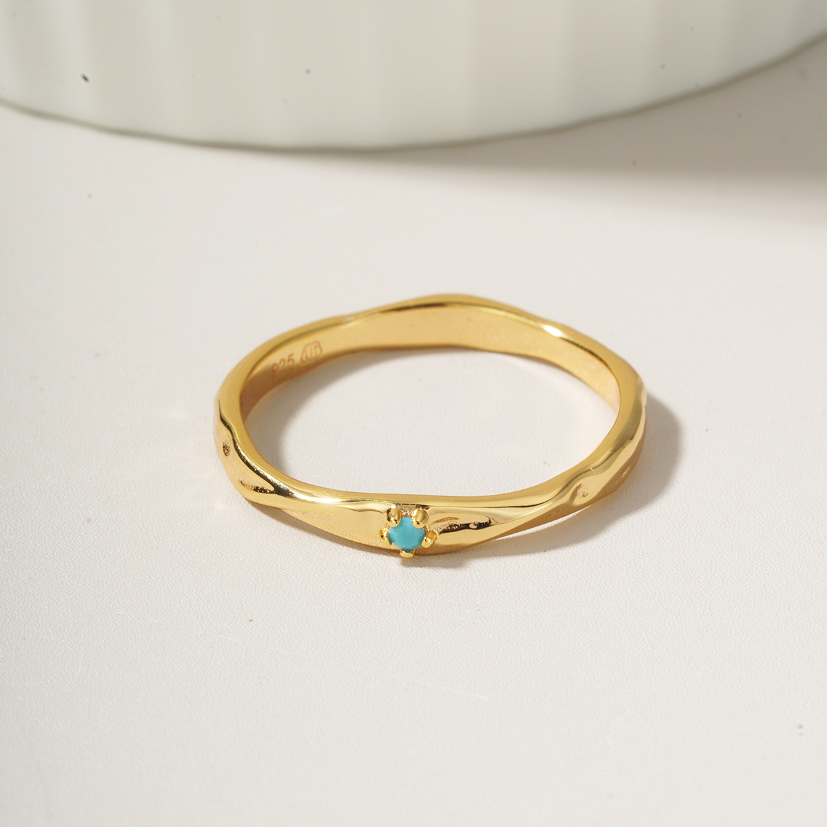 Pozlacený prsten s Tyrkysem