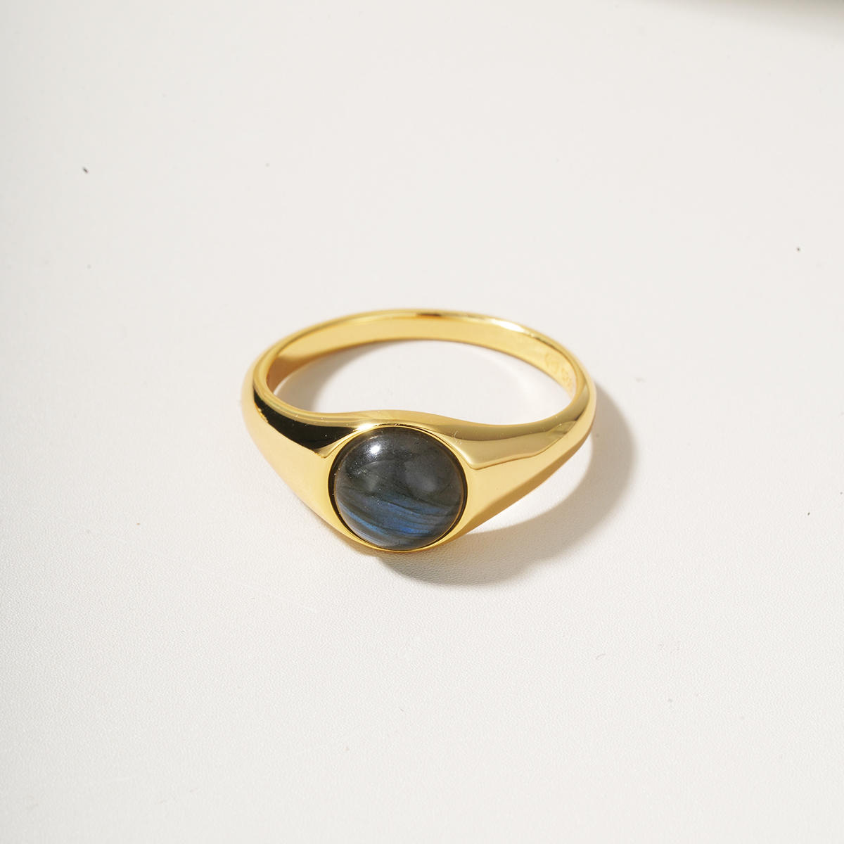 Pozlacený prsten s Labradoritem