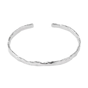 Stříbrný náramek Tepaný
